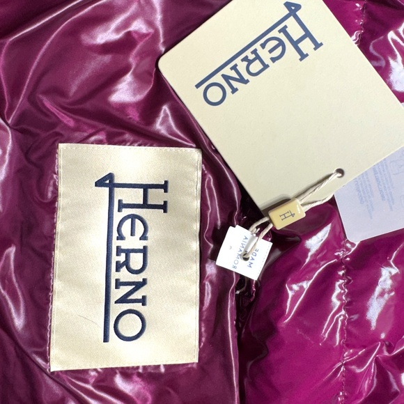 Herno Jacket - Picture 8 of 9